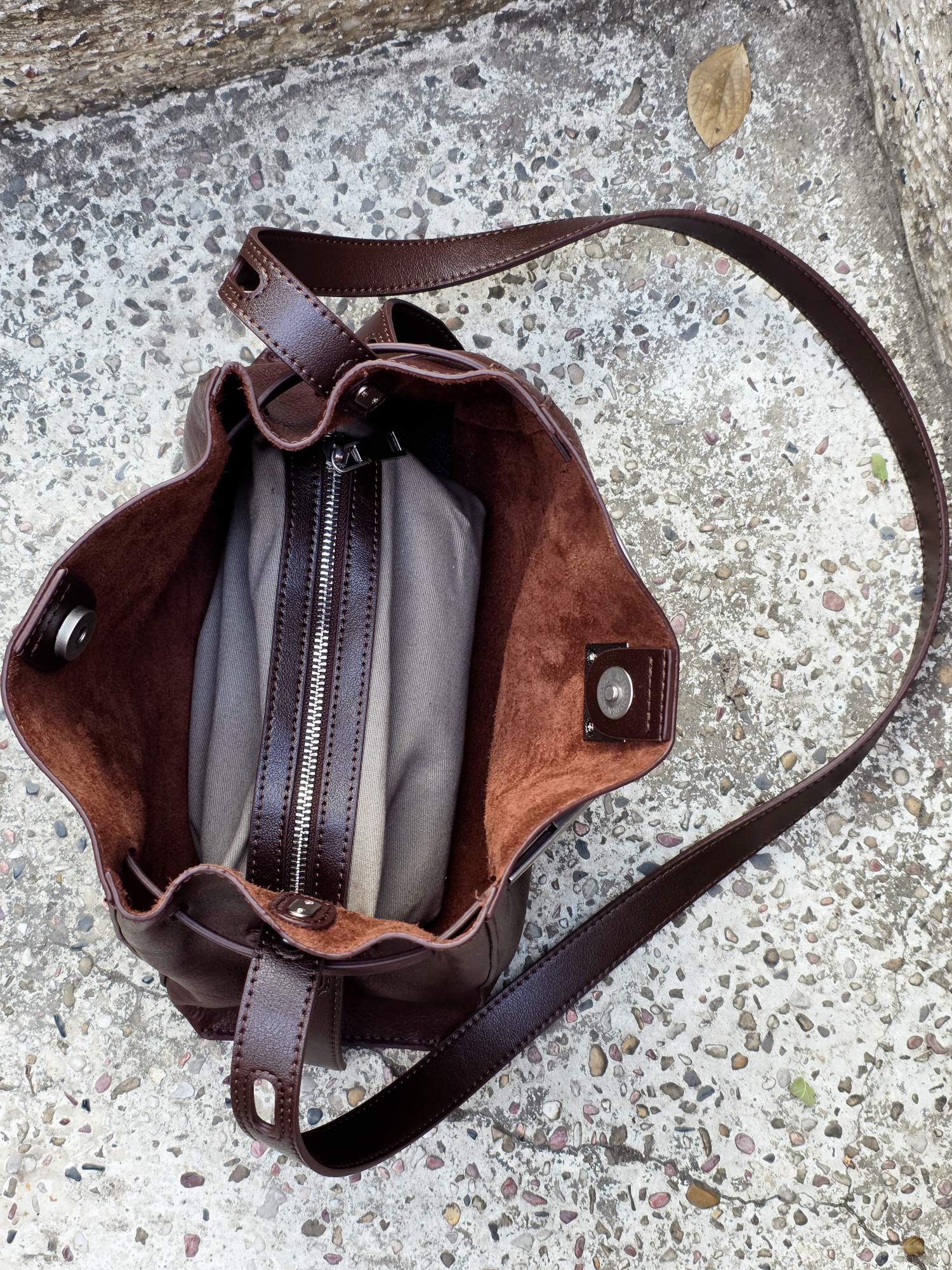 23056ec8eacf4552a45b7741d30045fe